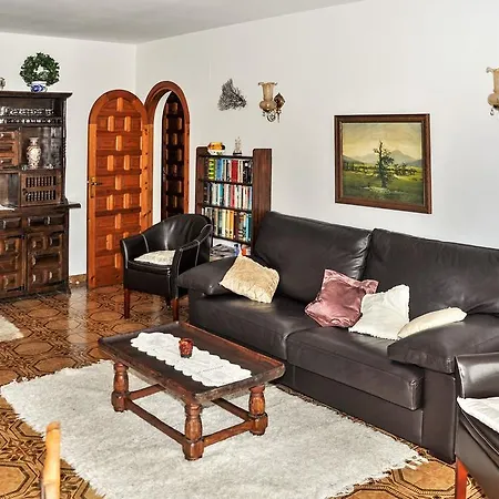Carre Alger Villa
